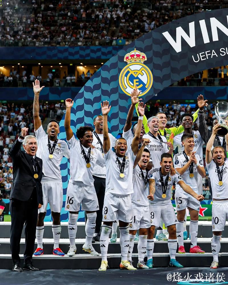 皇马在蒂尔潘执法欧冠中豪取8胜1平,持续延续不败纪录 皇马在蒂尔潘执法欧冠中豪取8胜1平,持续延续不败纪录